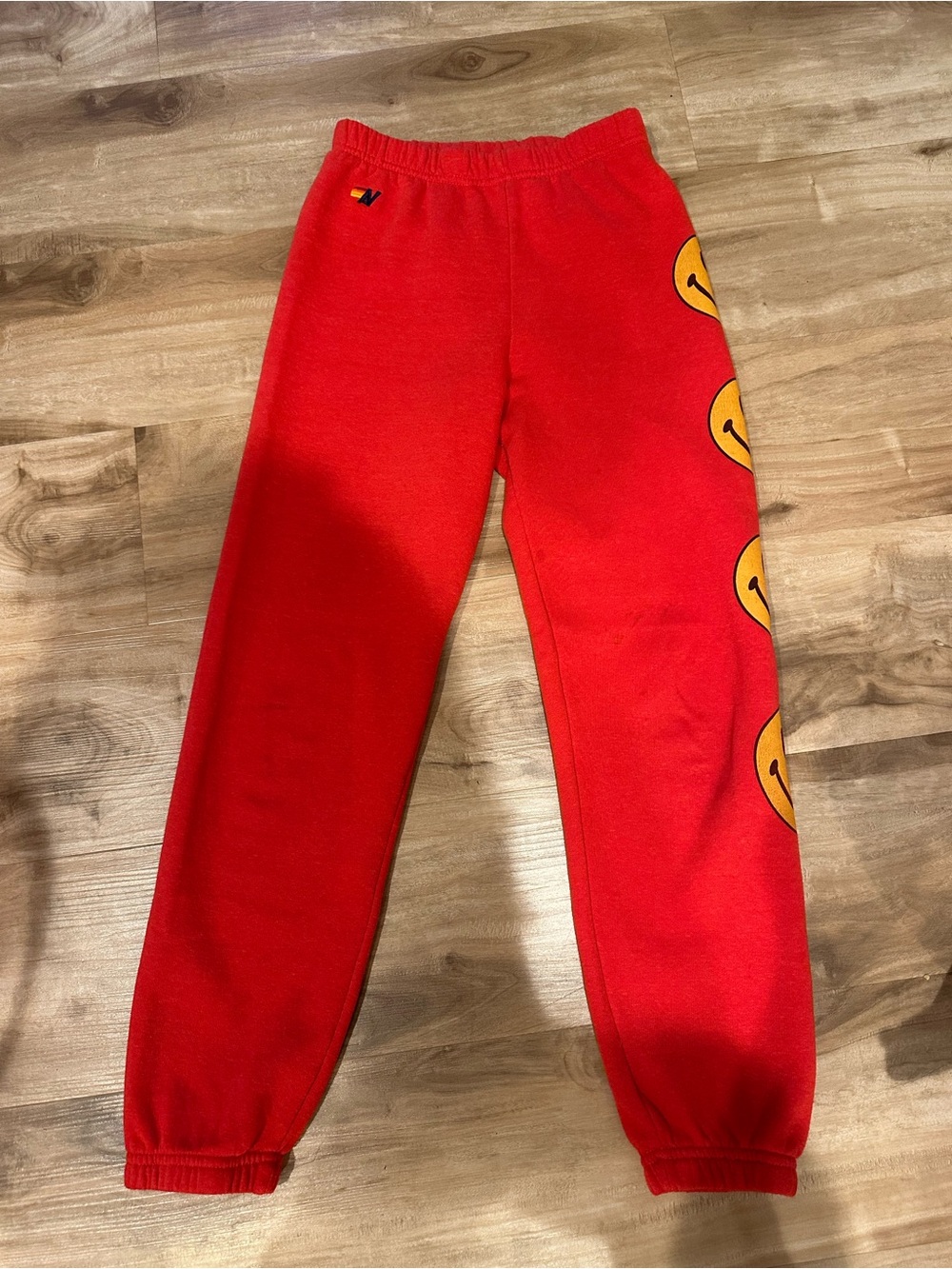 AVIATOR NATION RED HAPPY FACE US SIZE 14 big kids